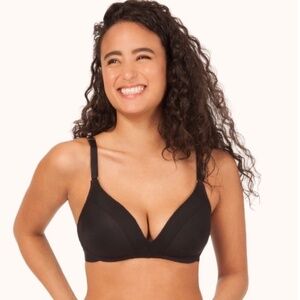 Lively No-Wire Push-Up Bra in Black / 38DD